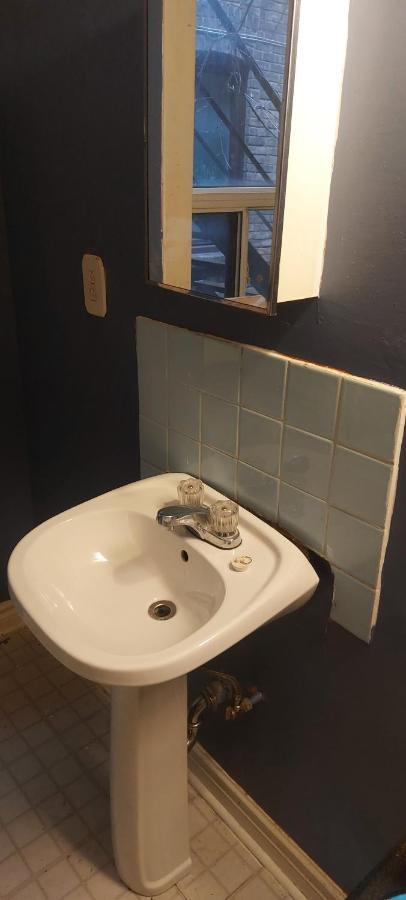 Zen Hostel Торонто Екстер'єр фото